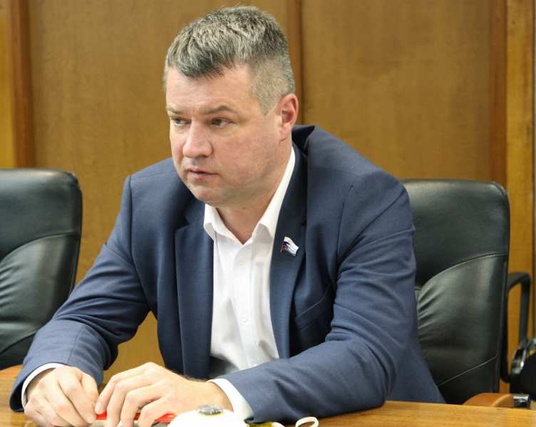 Депутаты Тульской облдумы поддержали федеральные поправки в законодательство о QR-кодах в общественных местах. Подробности