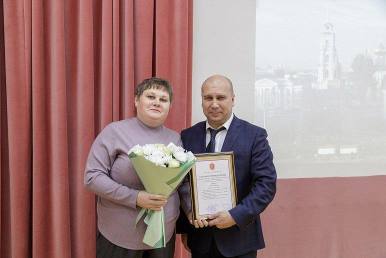 Медработникам Тульской области вручили ведомственные и региональные награды
