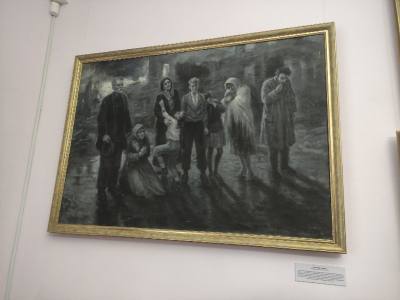 
                                            В Туле повторили художественную выставку 1942 года
                                    