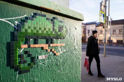 В Туле «Призрачная шайка» оставляет на трансформаторных будках пиксельные рисунки