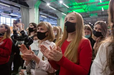 
                                            В Туле прошел областной форум "Молодежь - будущее России": фоторепортаж
                                    