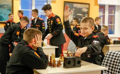 В Тульском cуворовском военном училище провели первенство среди кадетов