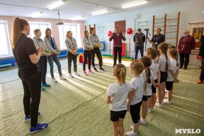 Волейболистки «Тулицы» провели тренировки в двух тульских детсадах: фоторепортаж