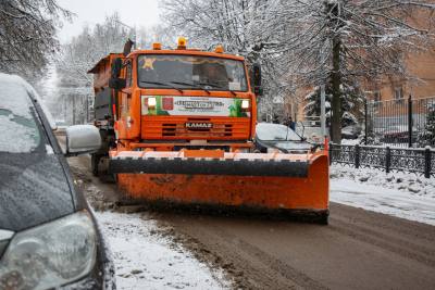 
                                            4 января в Туле снег убирают больше 100 единиц техники
                                    