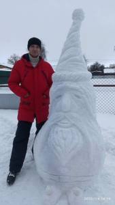 Десантник, терьер и огромный гном: Посмотрите, каких снеговиков лепят туляки!