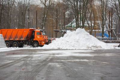 
                                            В Туле за сутки вывезли 3 900 кубов снега
                                    