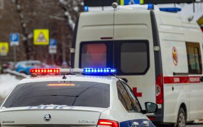 
                                            В Тульской области на трассе М-4 "Дон" столкнулись 12 автомобилей
                                    