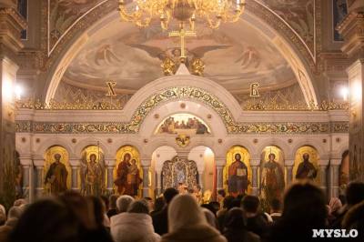 В Успенском соборе Тулы прошло Рождественское богослужение: фоторепортаж